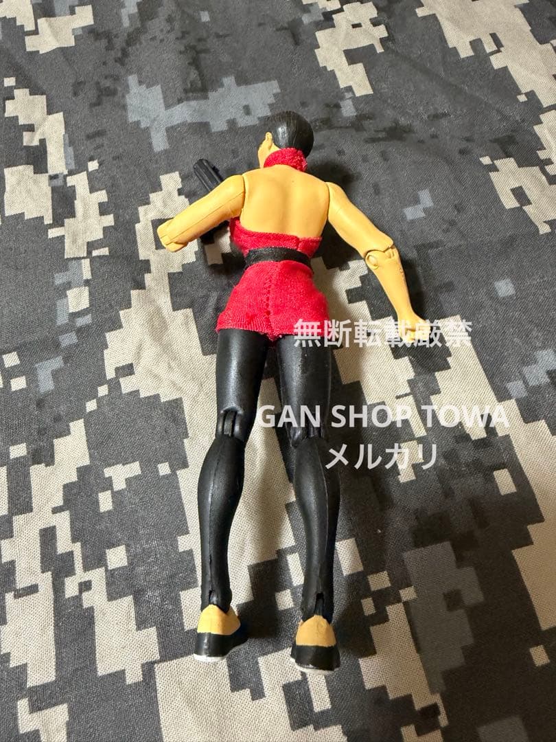 エイダ・ウォン　イビー　 バイオハザードフィギュア　 RE2 TOY BIZ