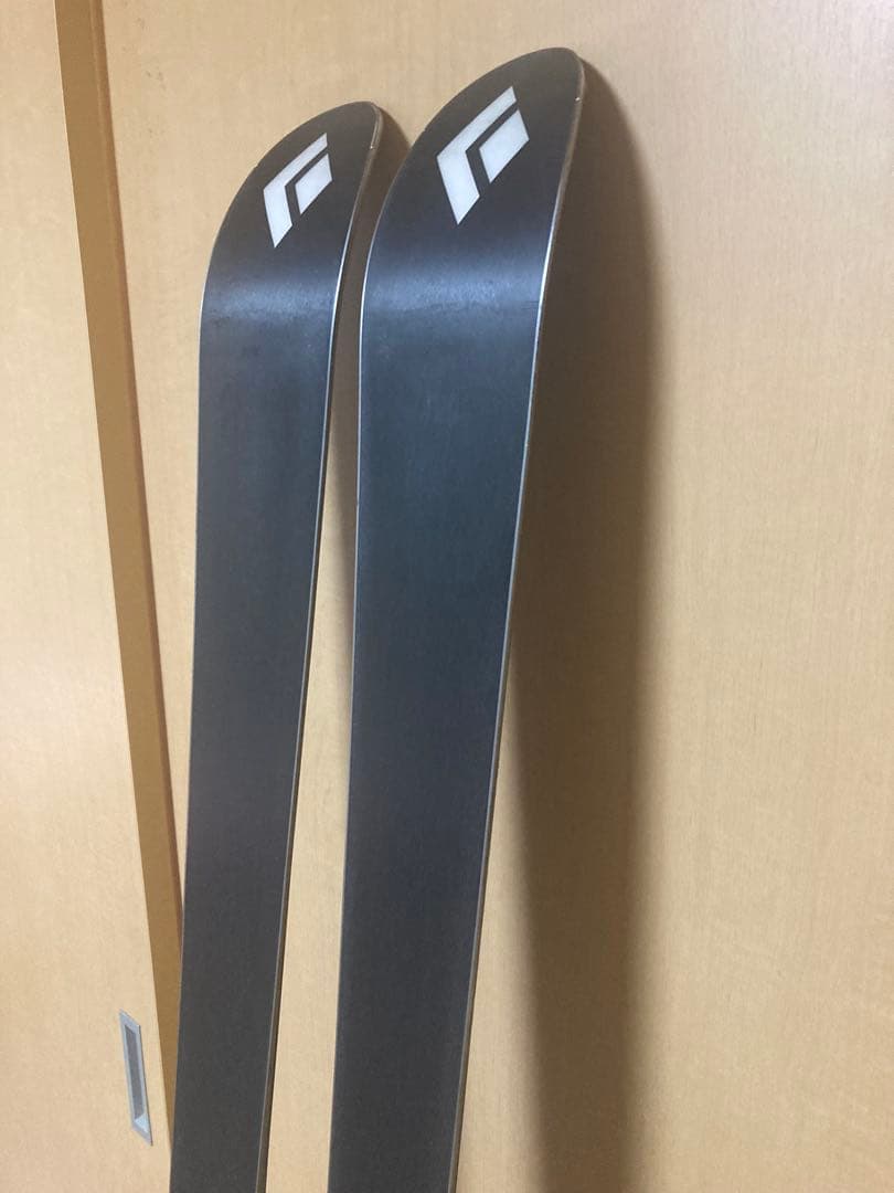 テレマークスキー　BD NUNYO 175 G3 TARGA T9