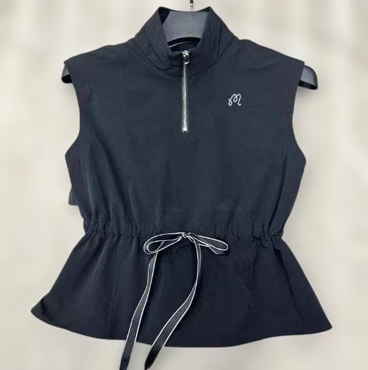 Malbon レディース ゴルフベスト 無袖 ホワイト 細見えデザイン 美品⛳