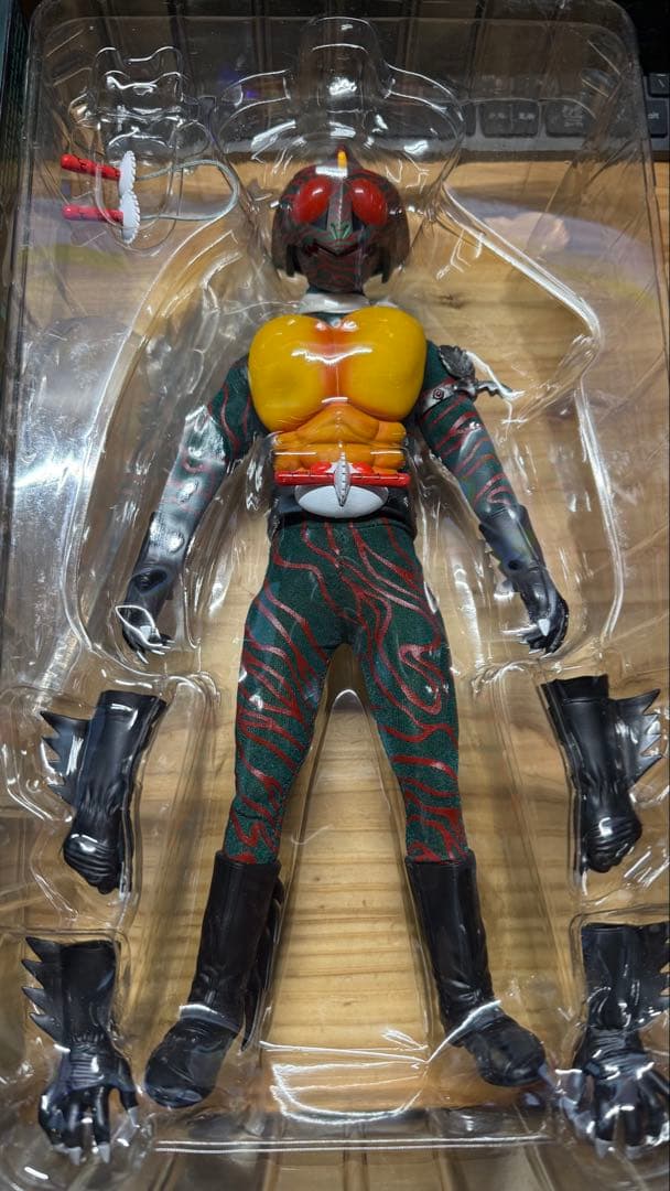 RAH 仮面ライダー アマゾン