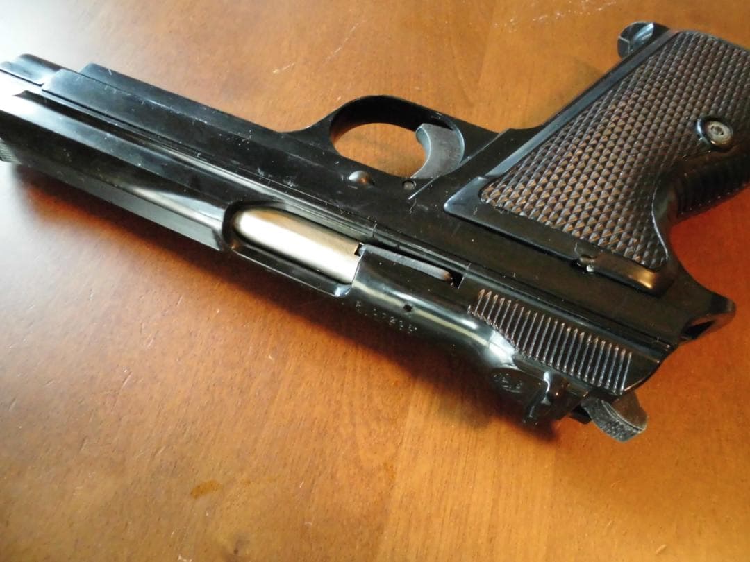 MGC SIG P210 SPGモデルガンプラスチック製