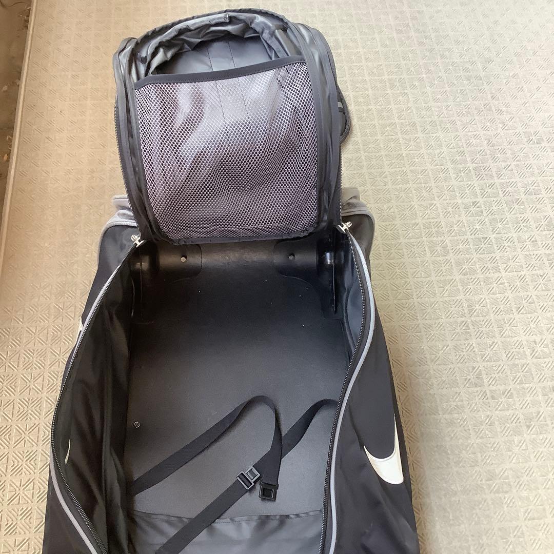 ナイキ　NIKE トラベルカバー　キャスター付き　ブラック