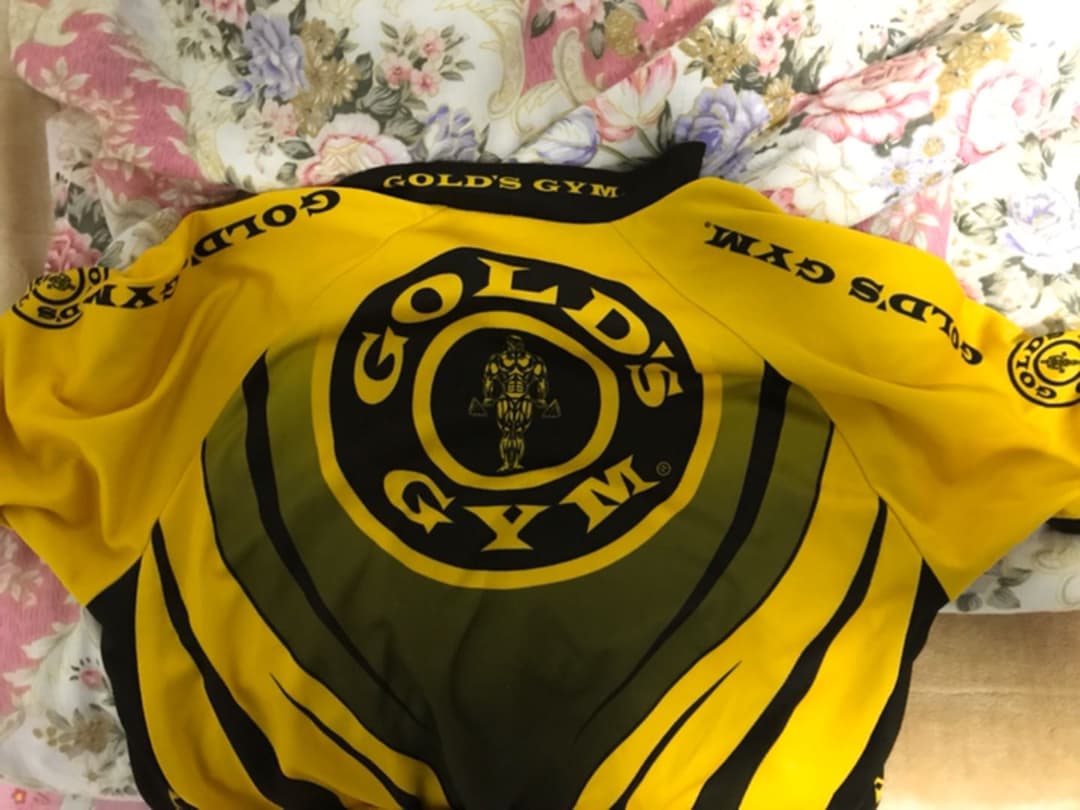 激レア ゴールドジム 現役トレーナー シャツ GOLDS GYM 限定 非売品★
