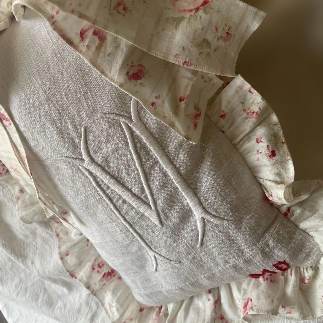 モノグラムのsquare cushion ♡︎ フランスアンティークリメイク