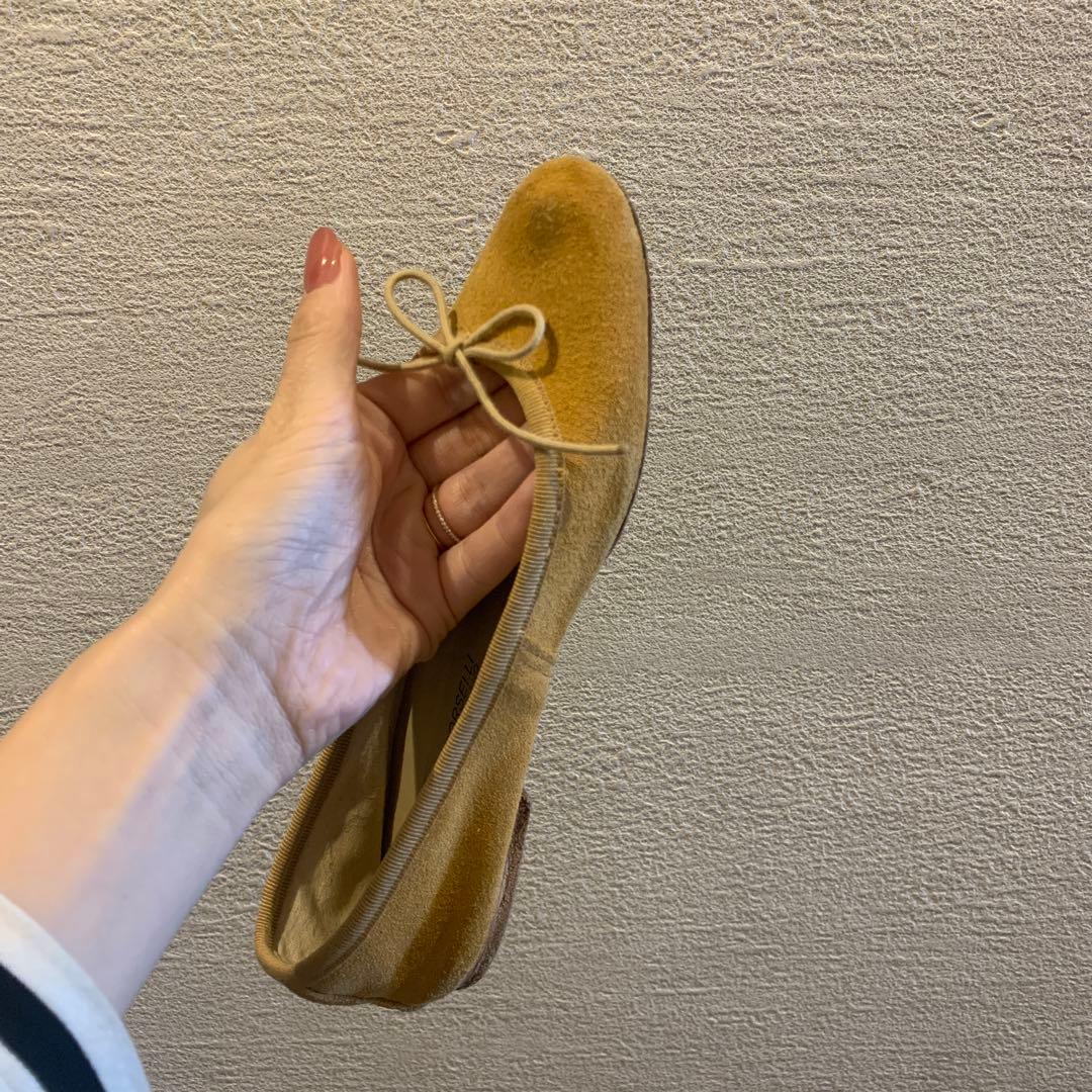 E. Porselli イエロー スエード バレエシューズ