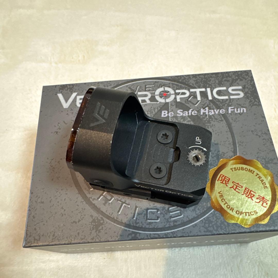 VECTOROPTICS SCRD-35 FRZY 1×20×28 ドットサイト