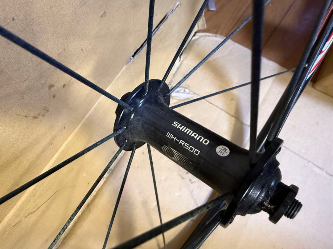 シマノ　WH-R500 700c クリンチャー　ホイール