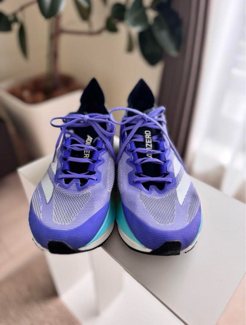美品 adidas ADIZERO BOSTON 12 アディゼロ ボストン12