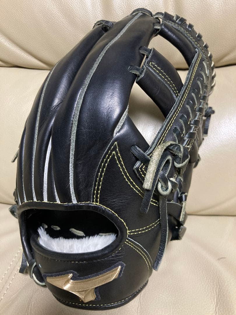 ミズノmizuno 軟式　黒　H selection 03 限定【美品】29cm