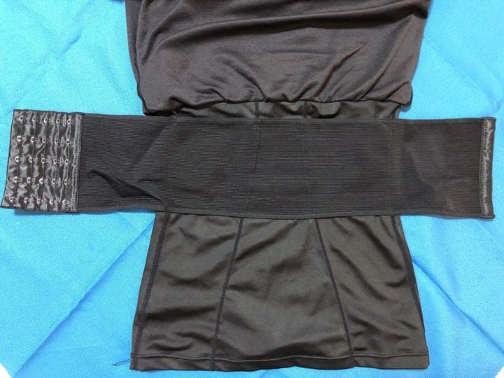 LAVA美くびれトップス、ジェル、エッセンシャルバーム
