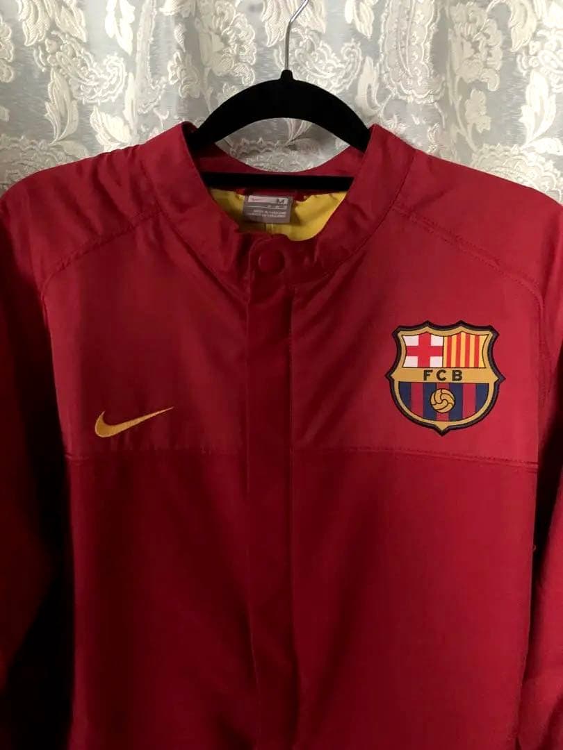 【希少】新品　NIKEナイキ　FCバルセロナ　メンズブルゾン　Mサイズ