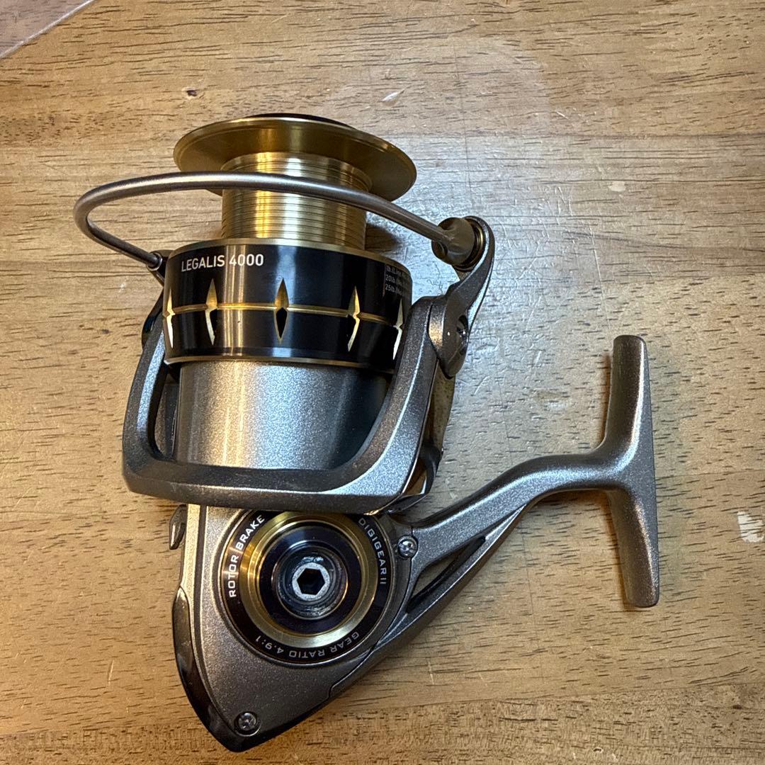 DAIWA LEGALIS 4000 スピニングリール