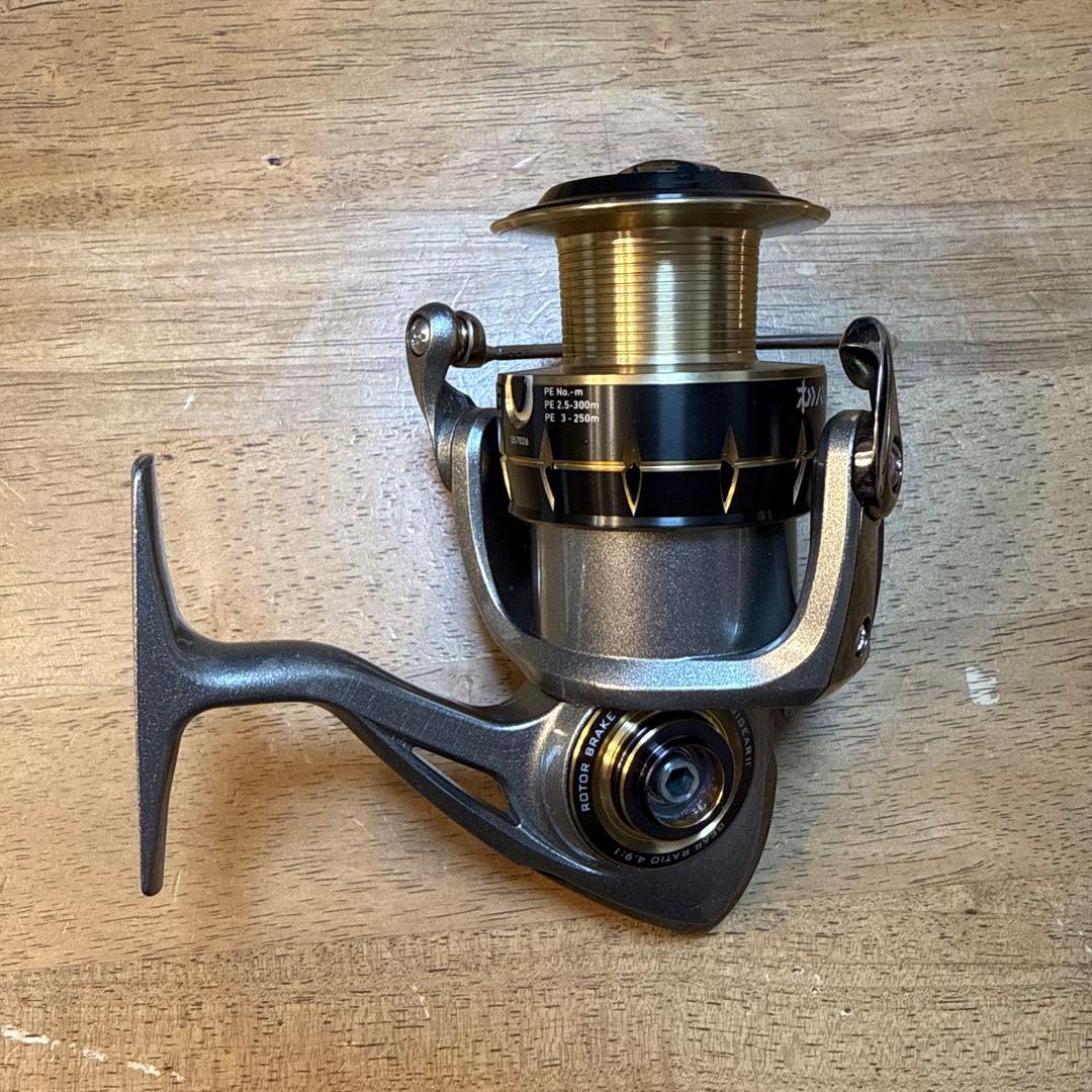 DAIWA LEGALIS 4000 スピニングリール