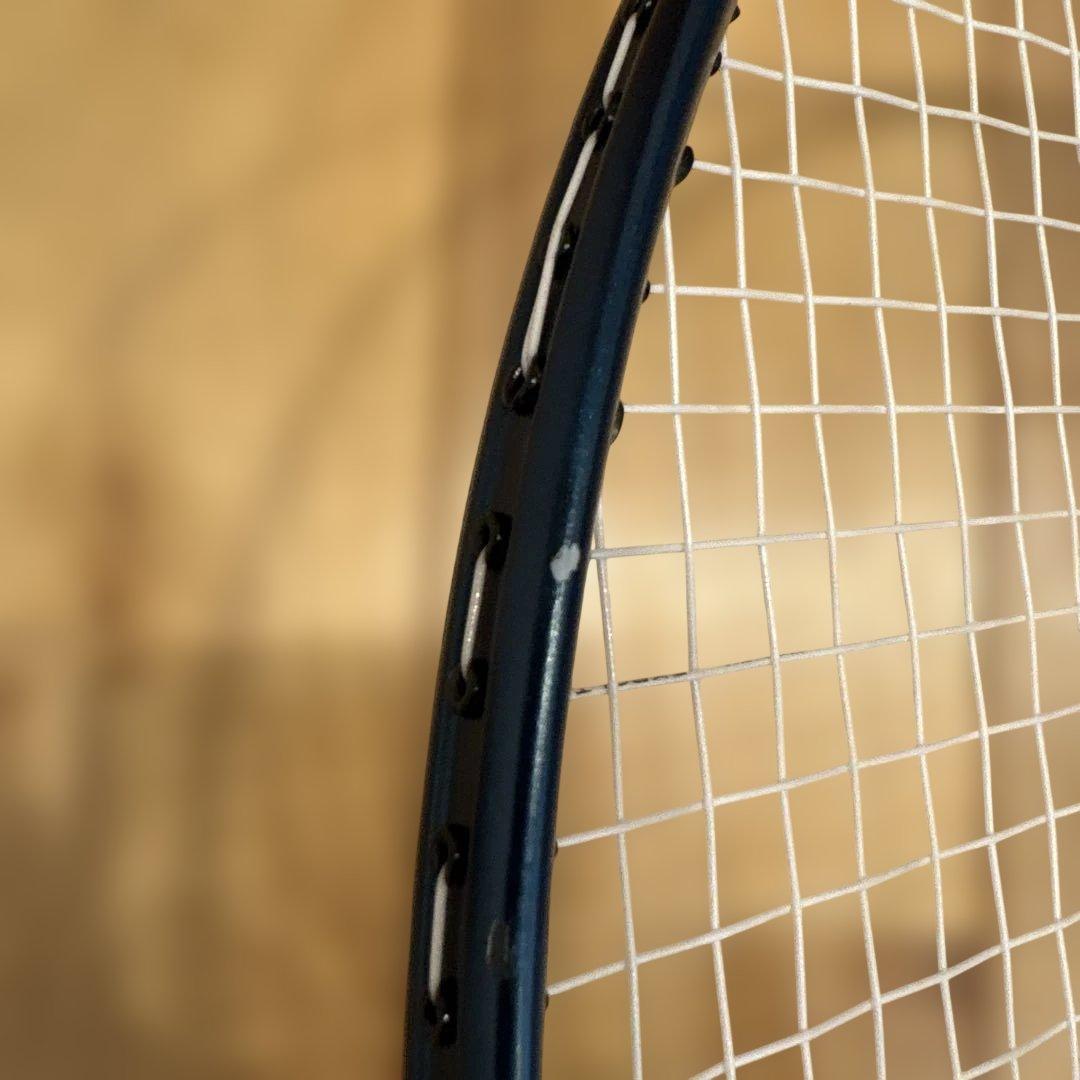 YONEX ナノフレア800プロ（NANOFLARE 800 PRO）　4UG6