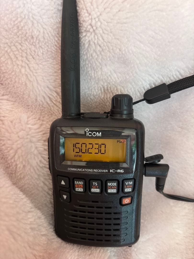 アイコム icom 広帯域ハンディレシーバー IC-R6 無線機　警察　消防無線