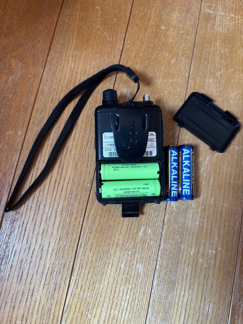 アイコム icom 広帯域ハンディレシーバー IC-R6 無線機　警察　消防無線