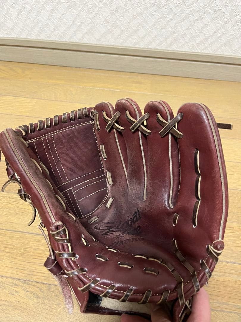 軟式用野球グローブ投手用右投げ用