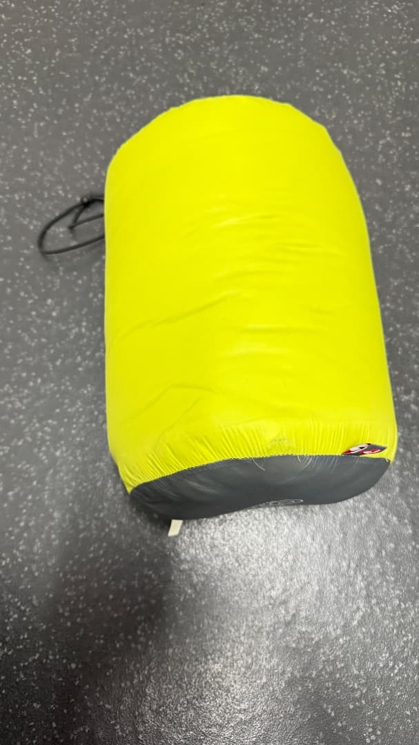 アウトドア寝具 mountain raid 233
