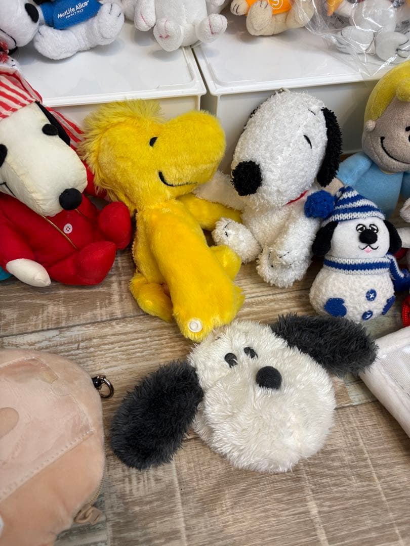 スヌーピー　peanuts ぬいぐるみ　ポーチ　文具　手袋　イヤーマフ　まとめ売
