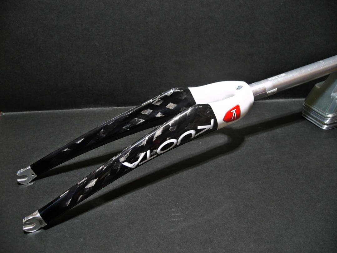 未使用 KUOTA クオータ ALU CARBON カーボン フロントフォーク