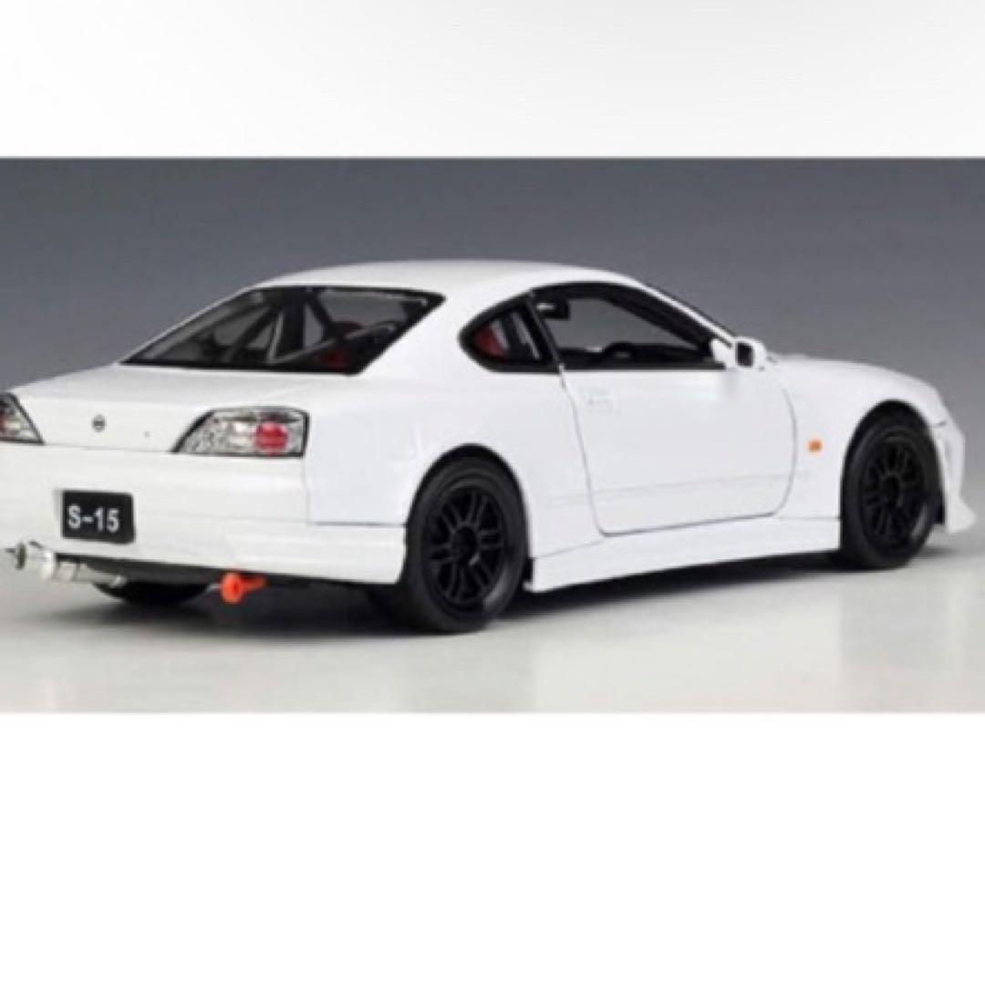 1/24 ニッサン シルビア S-15 ホワイト ダイキャストカー 完成品