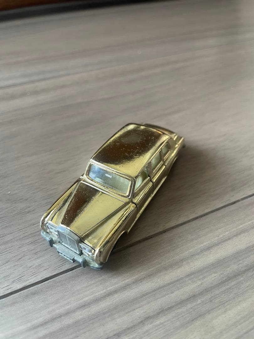 【トム】【トミカ】ロールスロイス　ファントムⅣ 金メッキ