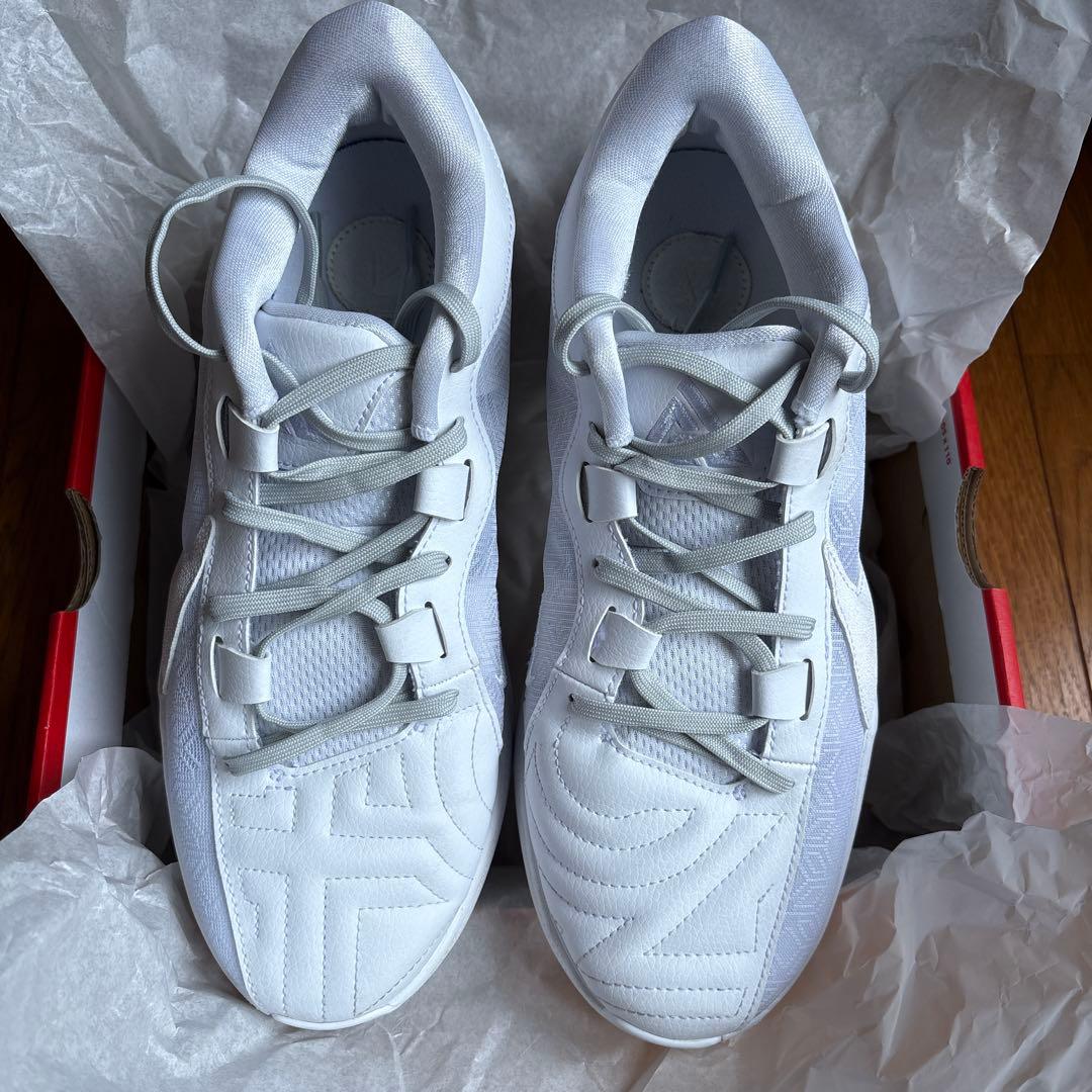 シューズ(男性用) NIKE ZOOM FREAK