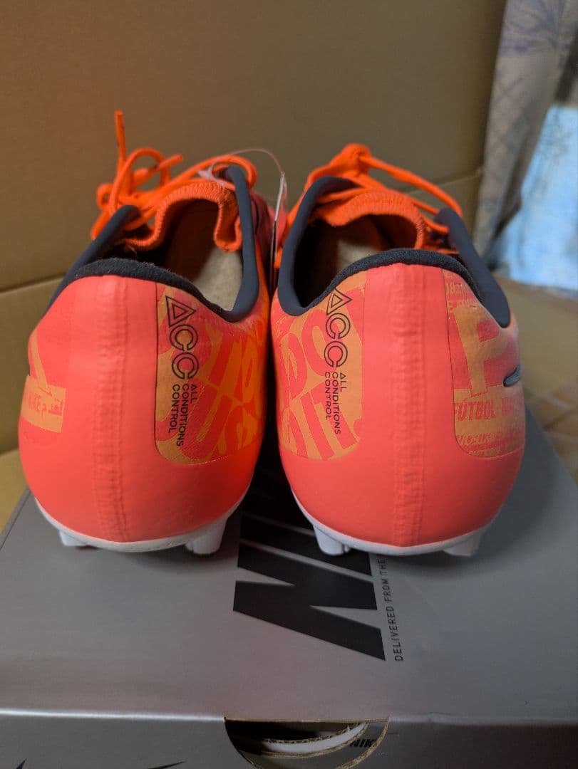 NIKE ナイキ ファントム ヴェノム エリート HG