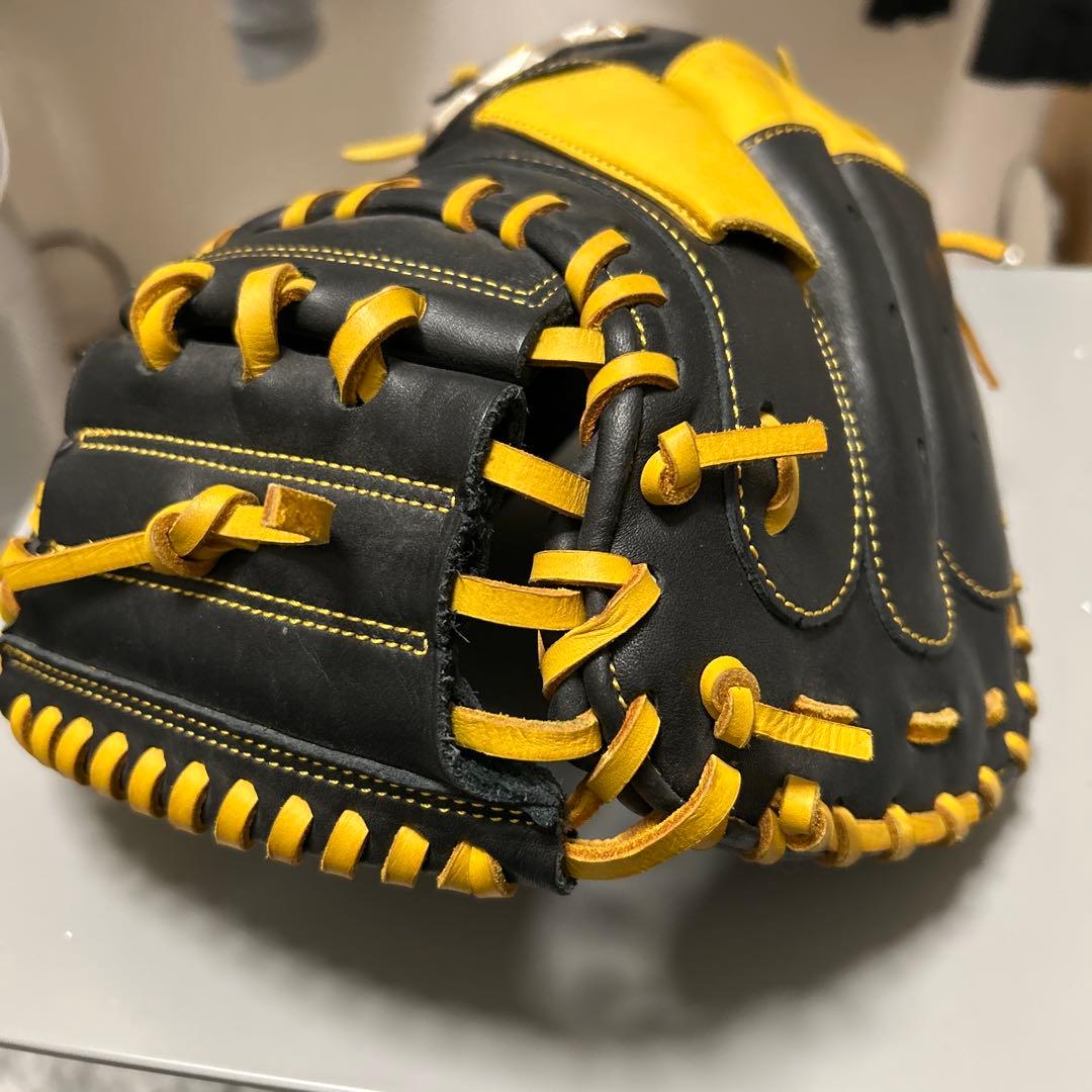 JH 黒と黄色 野球グローブ
