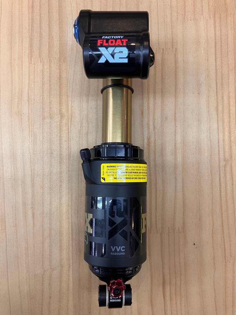 2025 FOX FLOAT X2 225×75 トラニオンマウント