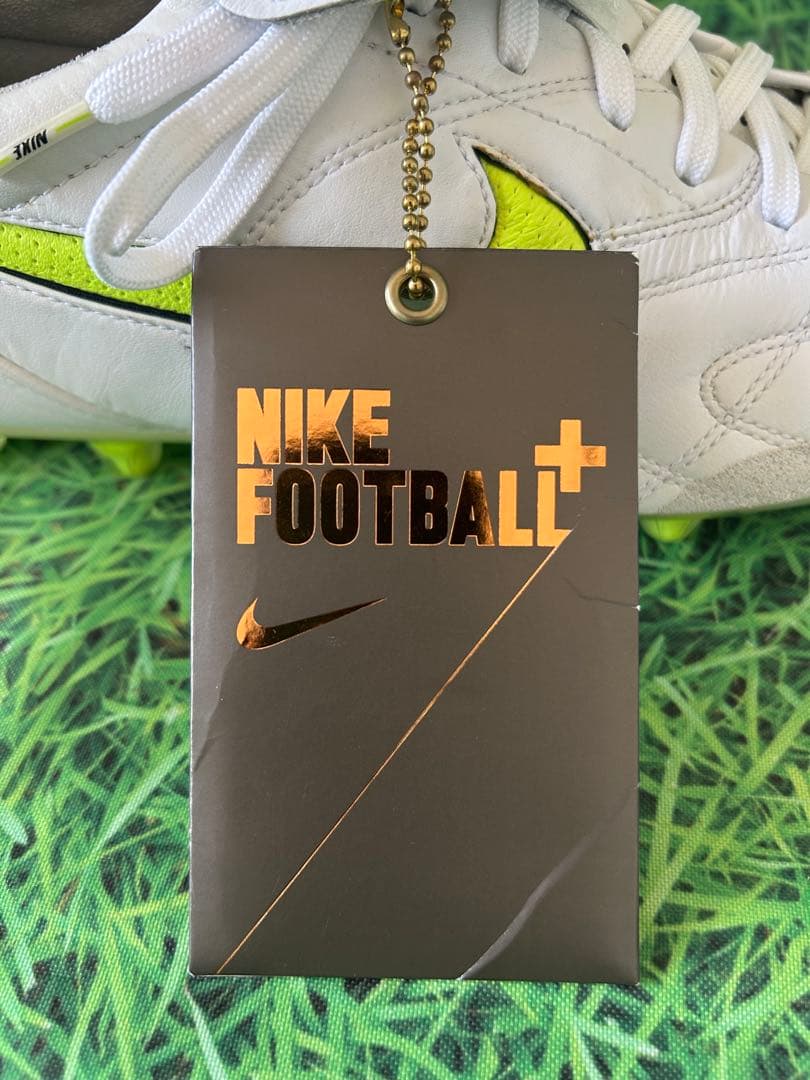 ☆新品☆送料無料☆NIKE(ナイキ)TIEMPO LEGEND Ⅲ HG☆