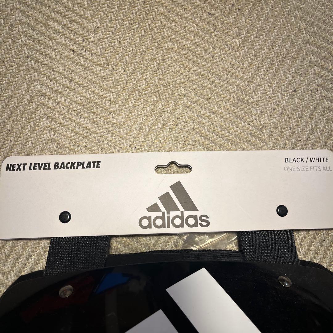【2/28まで】adidas アディダス　バックプレート
