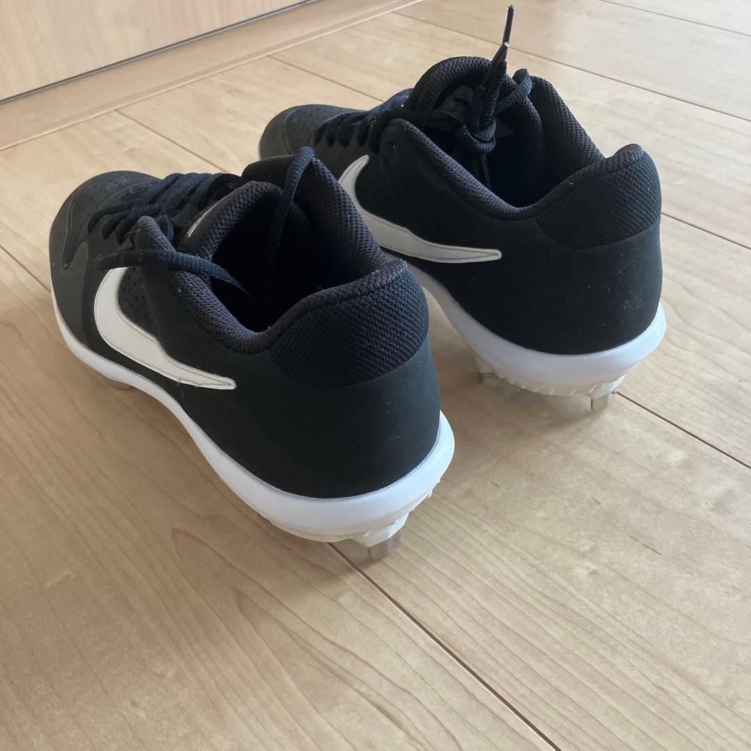 Nike ブラック スパイクシューズ