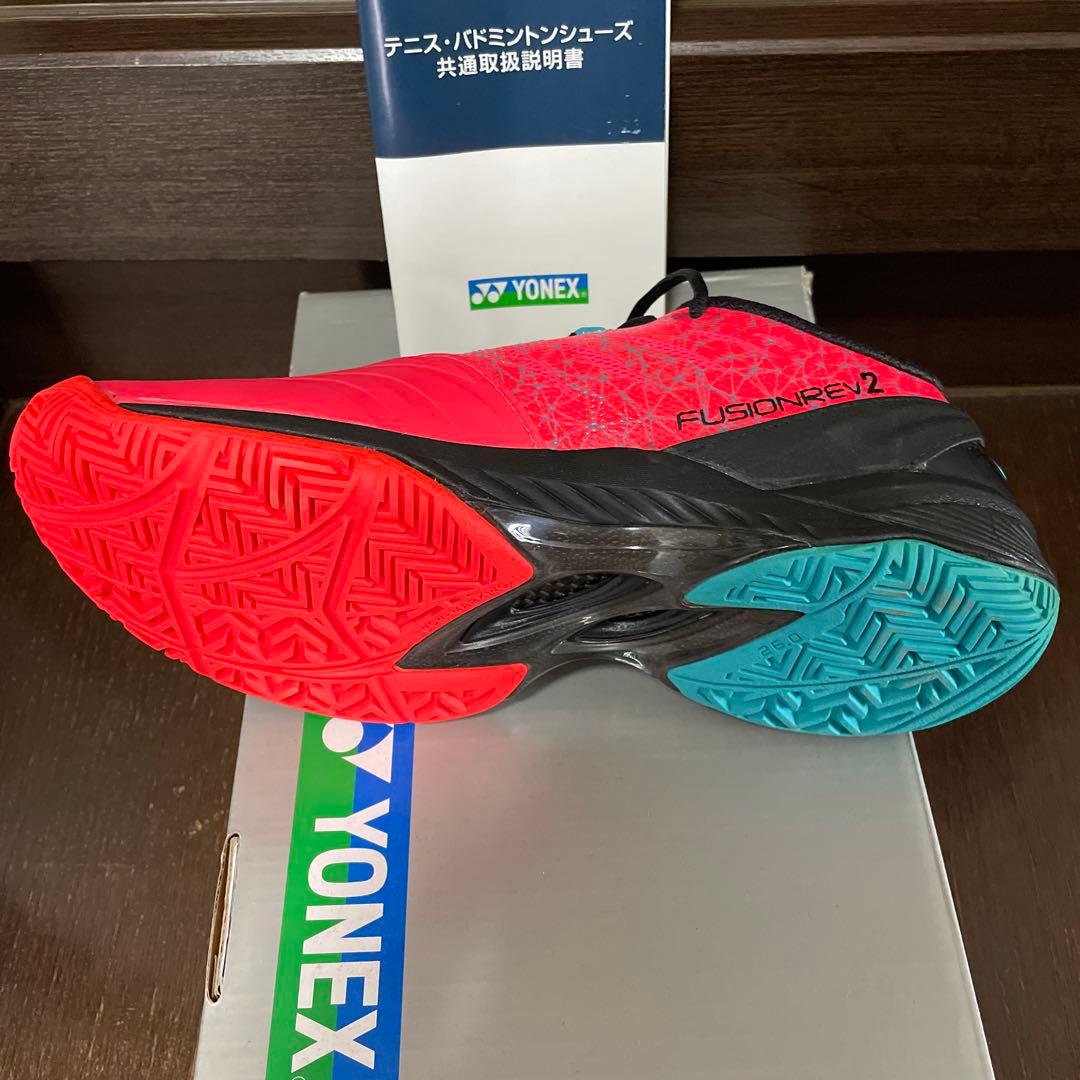 メンズYONEX パワークッション02 テニスシューズ レッド26センチ