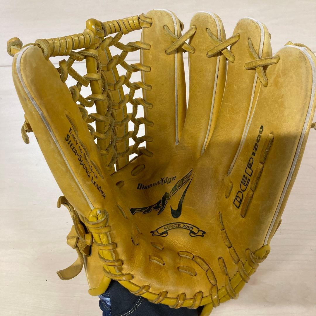 NIKE DiamondEdge 外野手用　軟式 グローブ