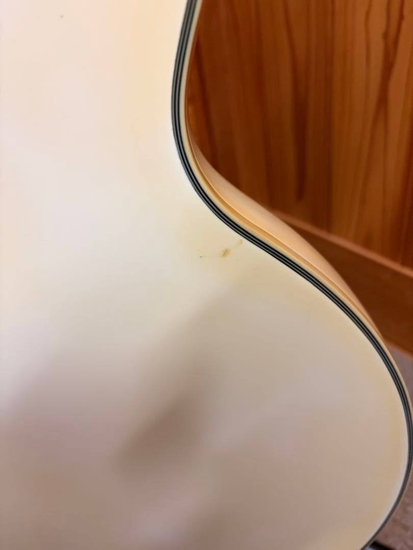 Epiphone LesPaulカスタム ホワイト ハードケース付属