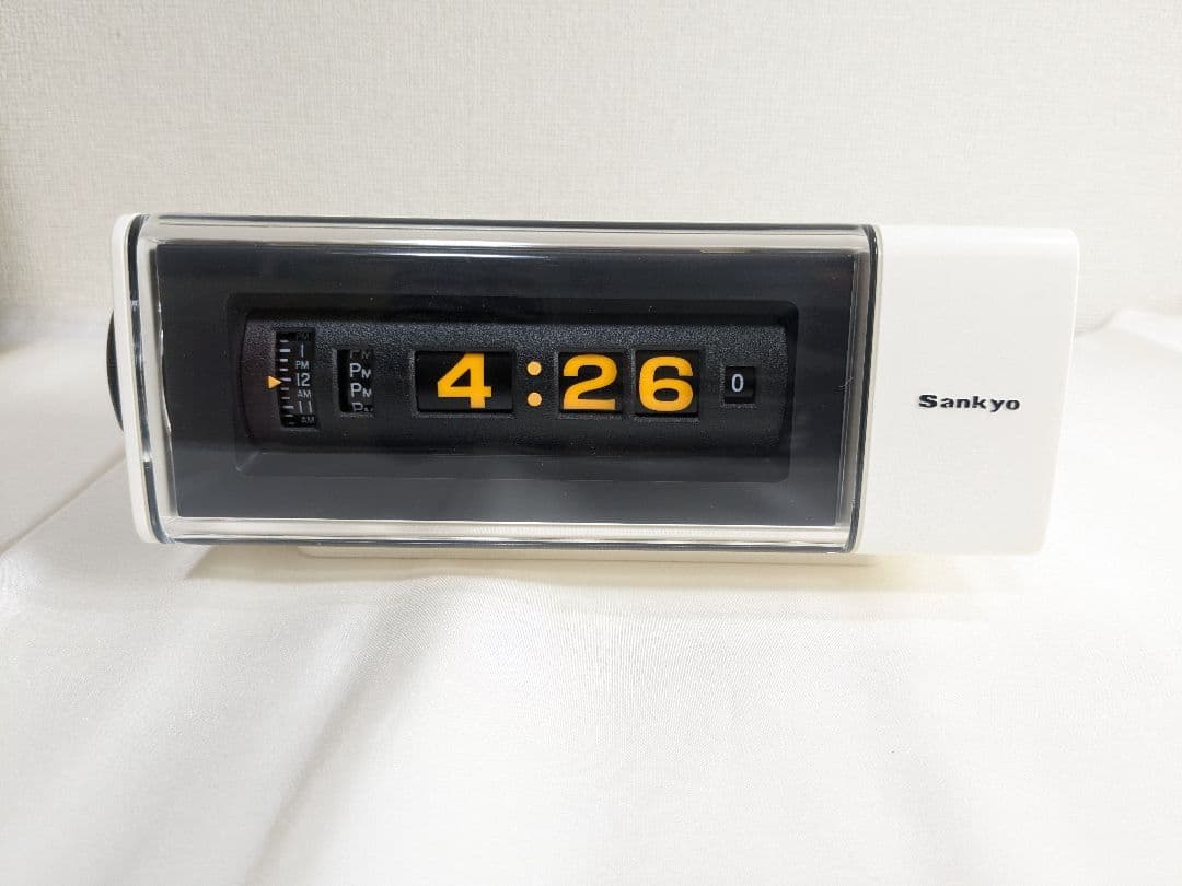 【新品未使用】 レトロ sankyo ザックスDT-612 デジタル時計 白
