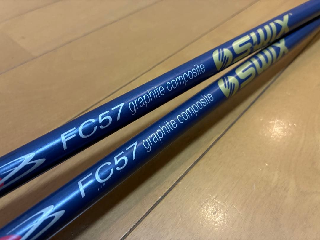 美品SWIX AURORA FC157スキーカーボンストック116.5cm