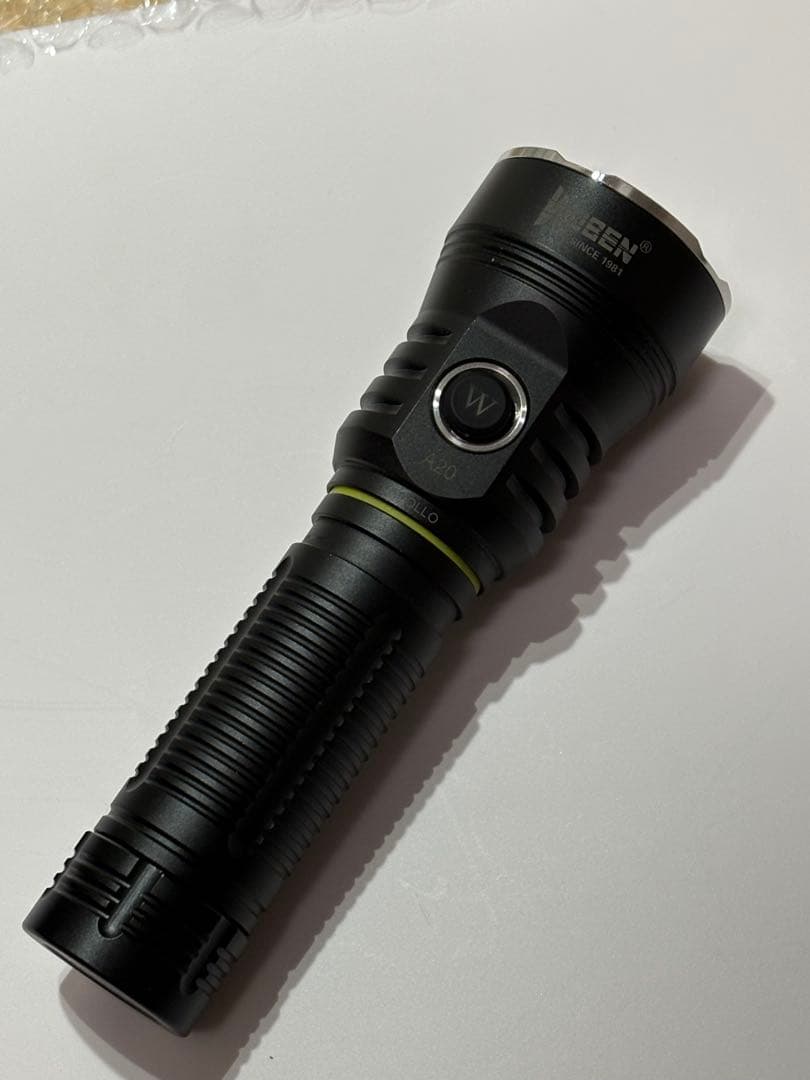 WUBEN A20 4200ルーメン 懐中電灯