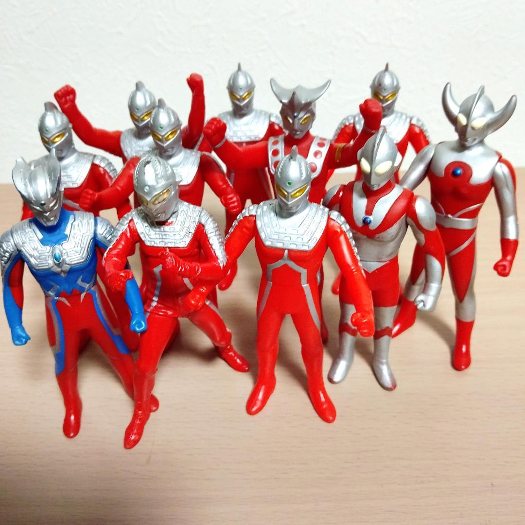 ウルトラマン 怪獣 ソフビまとめ売り 42体　ライブサイン付