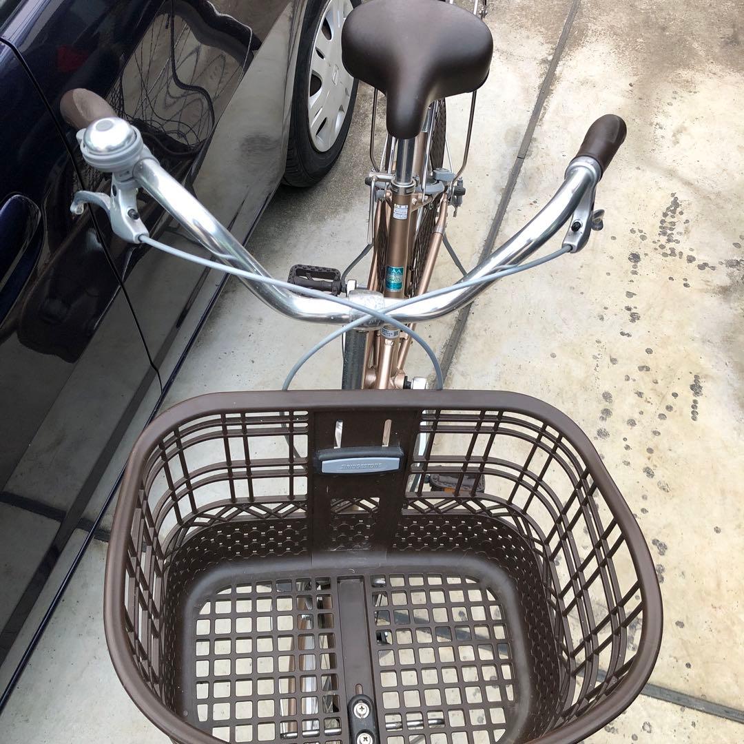 【美品 三島市直接可】ピンク色 前面バスケット付き