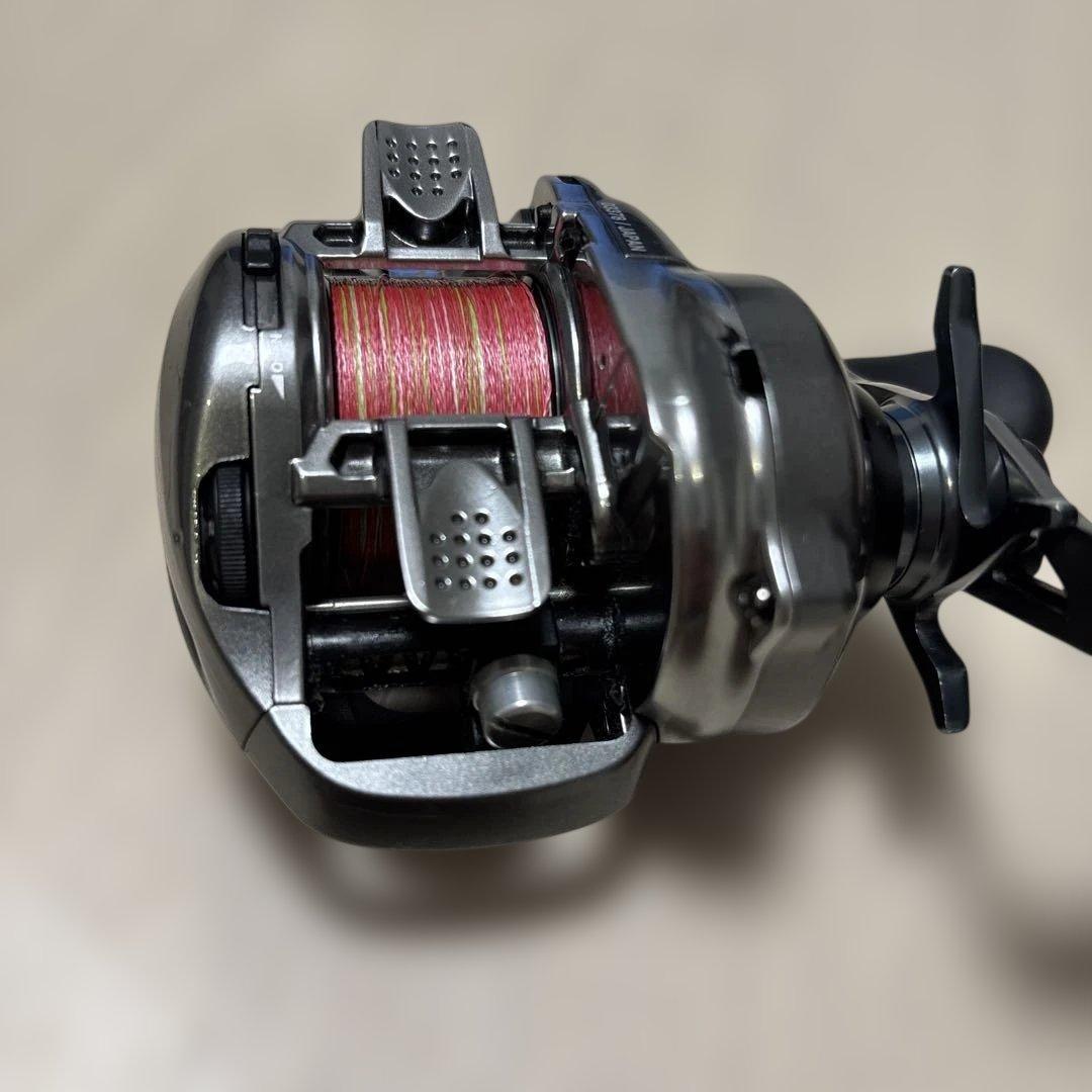 シマノ 15 メタニウムDC HG ベイトリール 右ハンドル 動作良好 送料込み