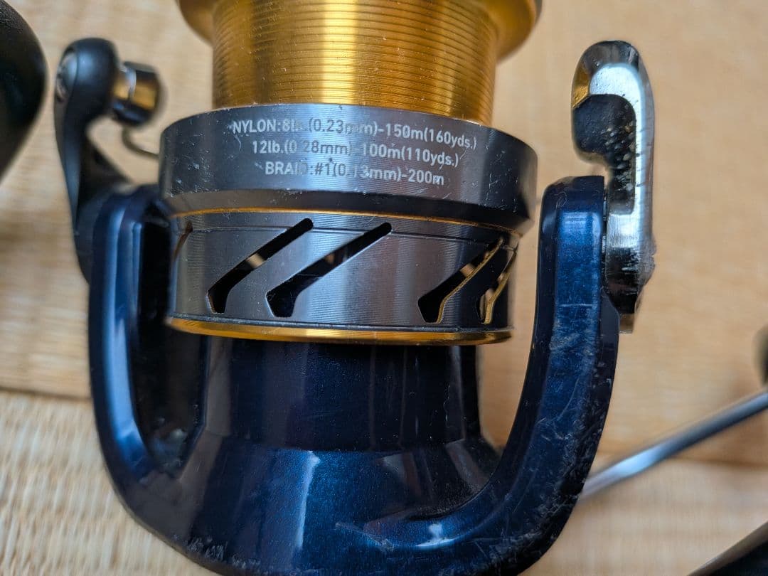 Daiwa リール REGAL2508H / CREST LT 3000 CXH