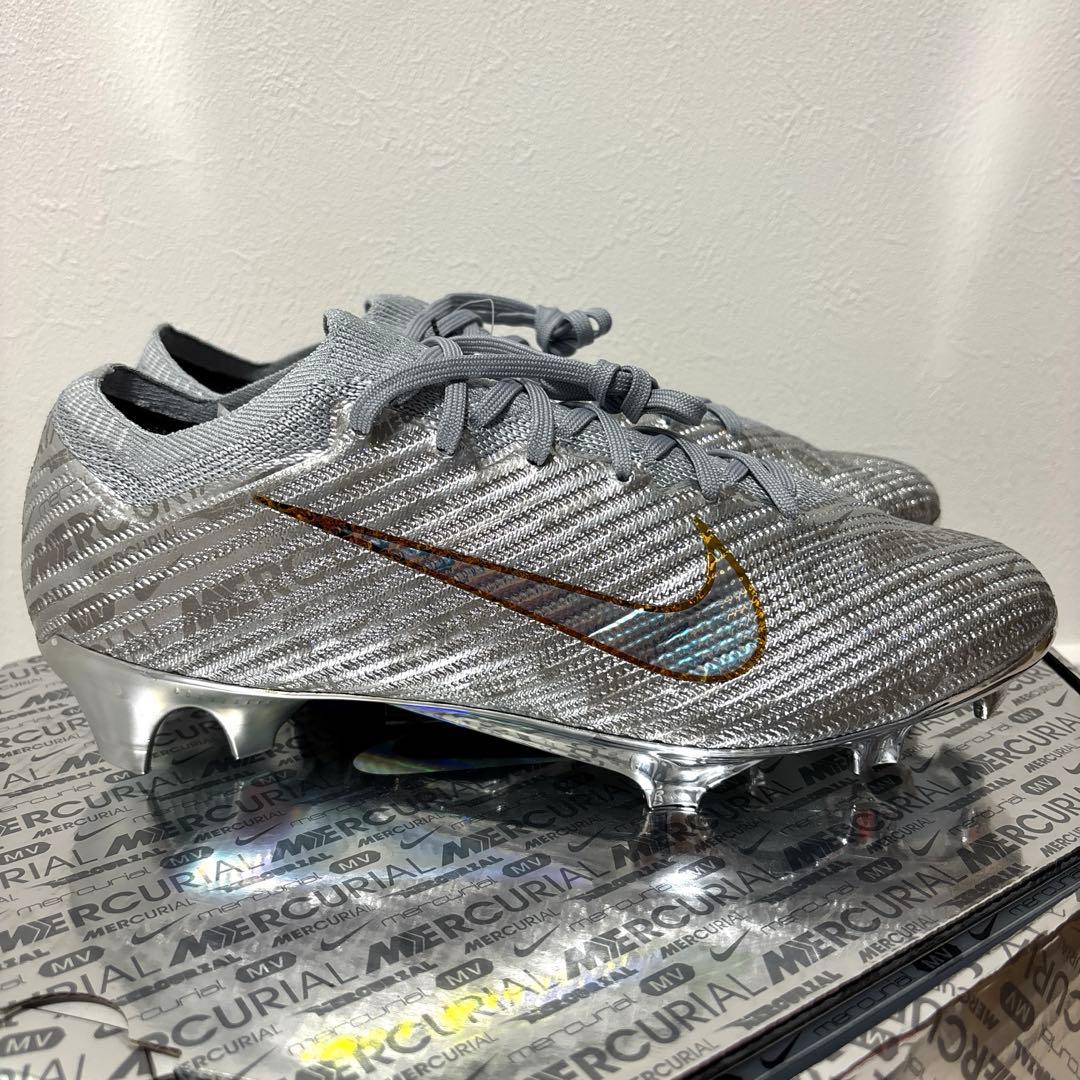 【世界2500足限定】NIKEマーキュリアルVapor15 FG 26cm 新品