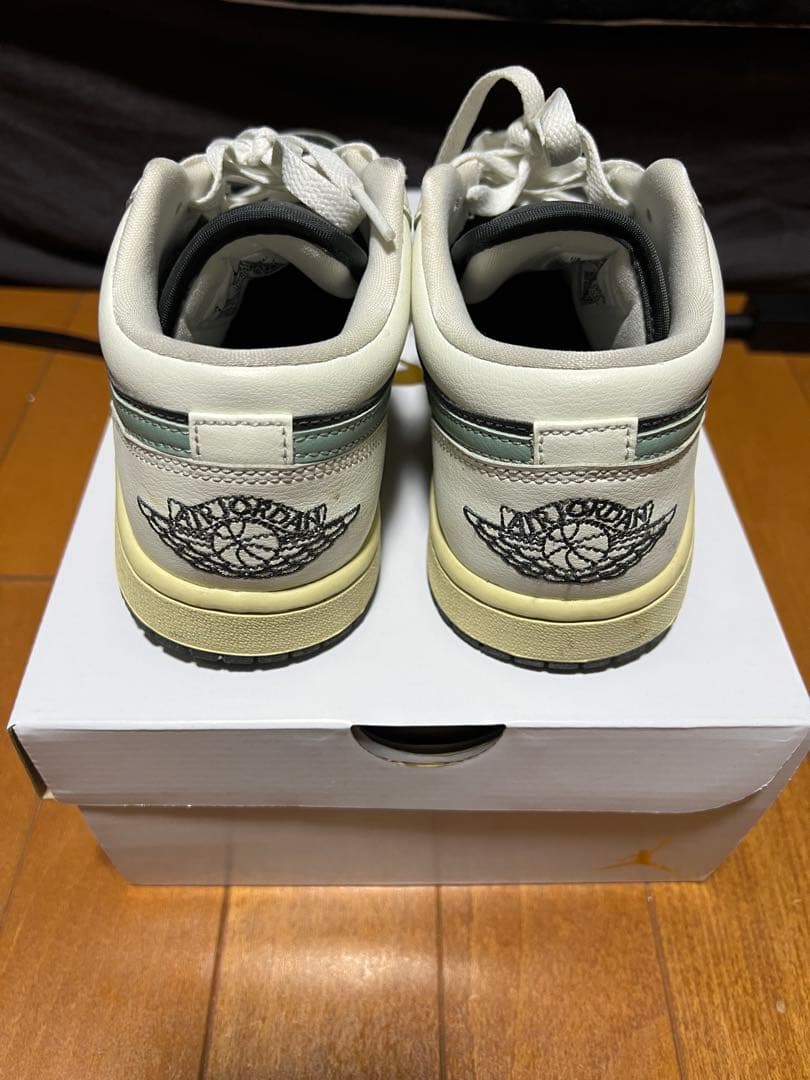 シューズ(女性用) NIKE AIR JORDAN 1 LOW 24 cm