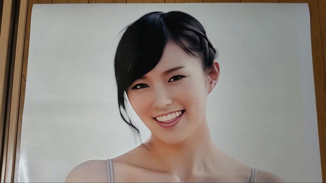 山本彩 等身大ポスター