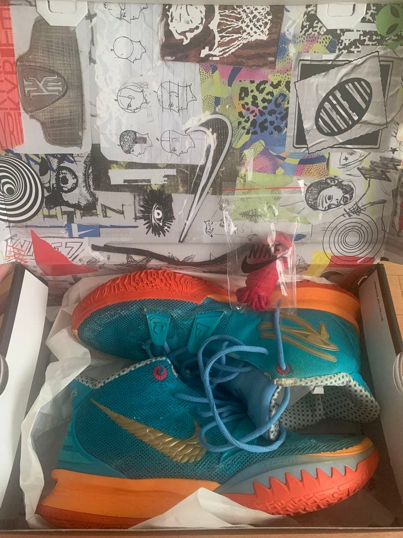 カイリー7 ホルス バッシュ 30cm ナイキ nike