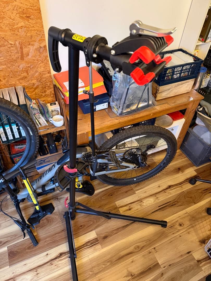 自転車 メンテナンススタンド ワークスタンド