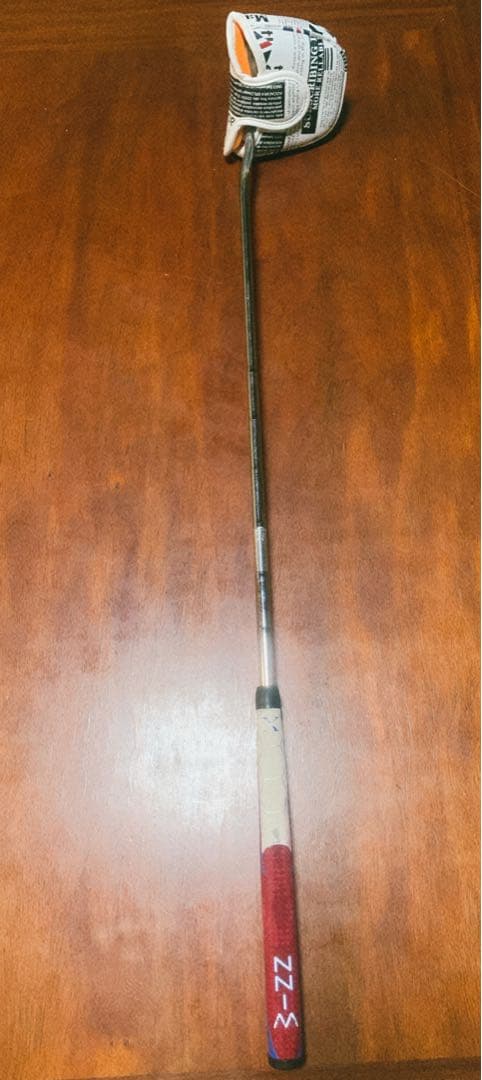 WHITE HOT RX V-LINE FANG レディースパター