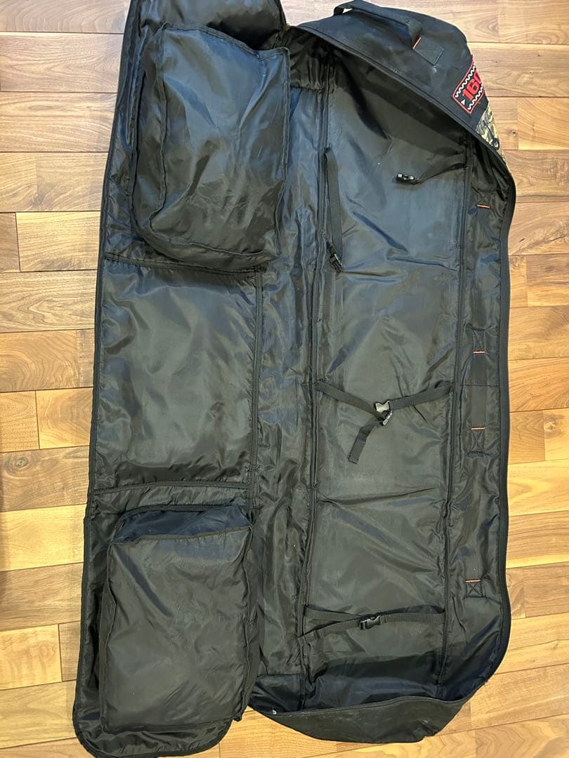 Burton（バートン）スノーボードセット ビンディング キャリーバッグ付青 黒